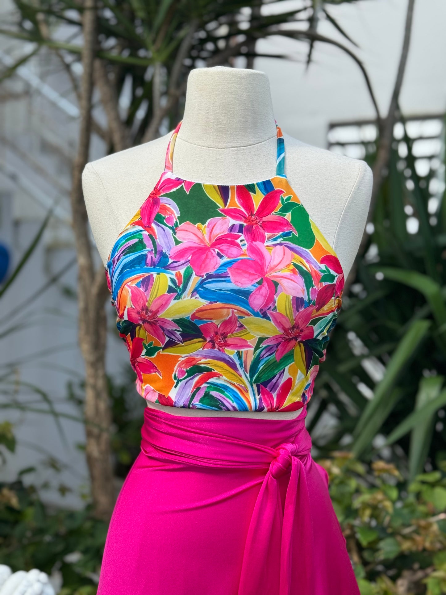 Exclusive Halter Top Pink Print