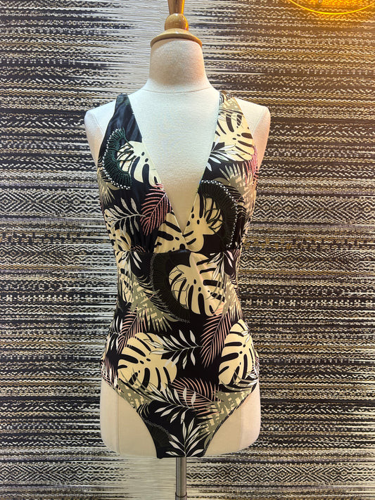 Embossed Embroidery Black Swimsuit Reversible