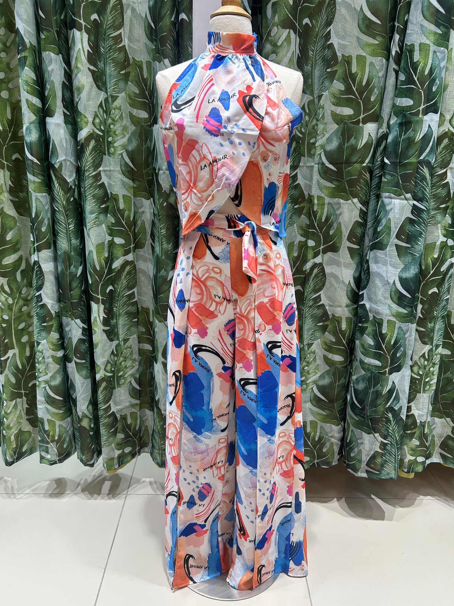 Open Leg Floral Set