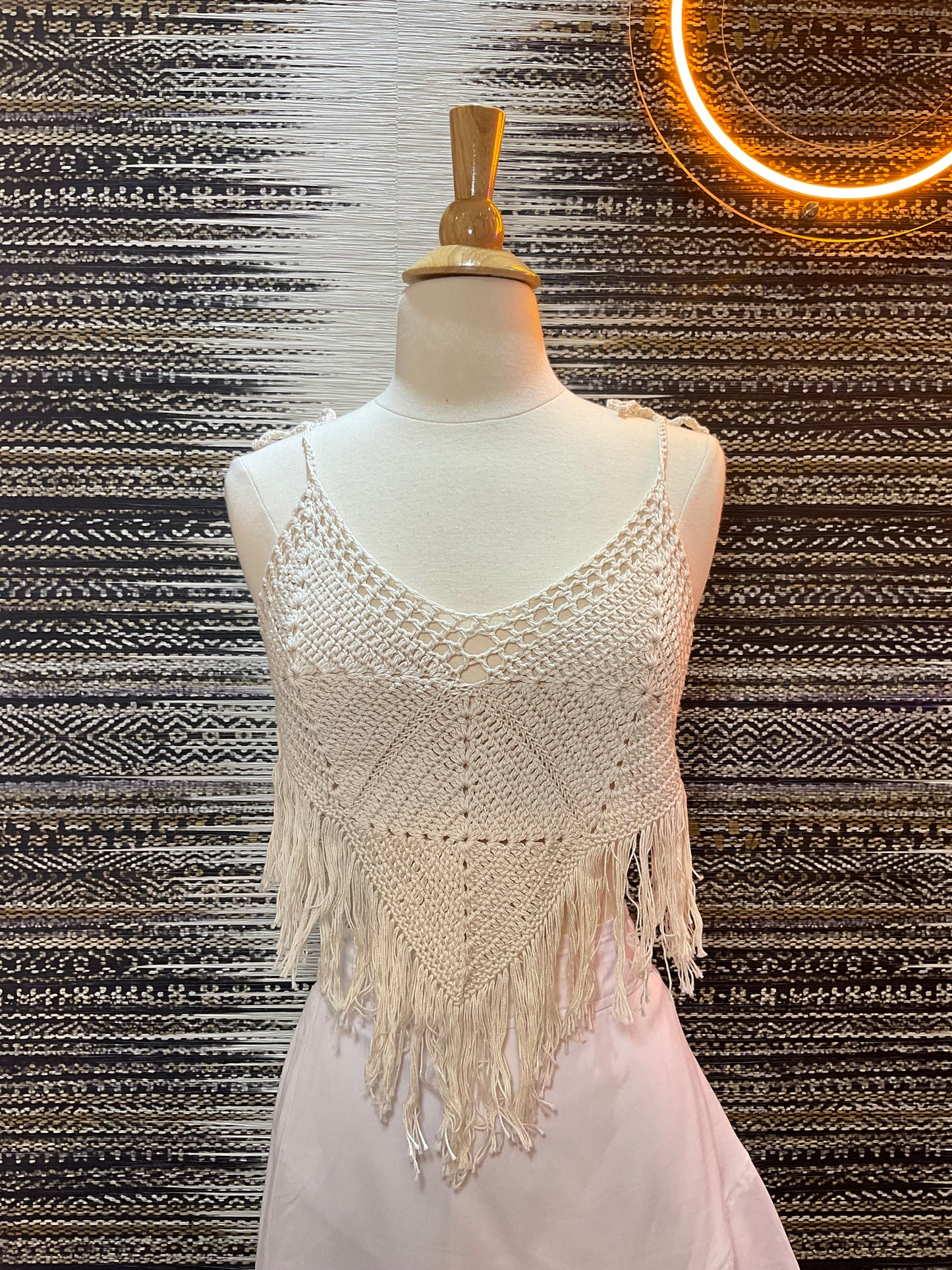 Lau Crochet Top con Flecos Crema