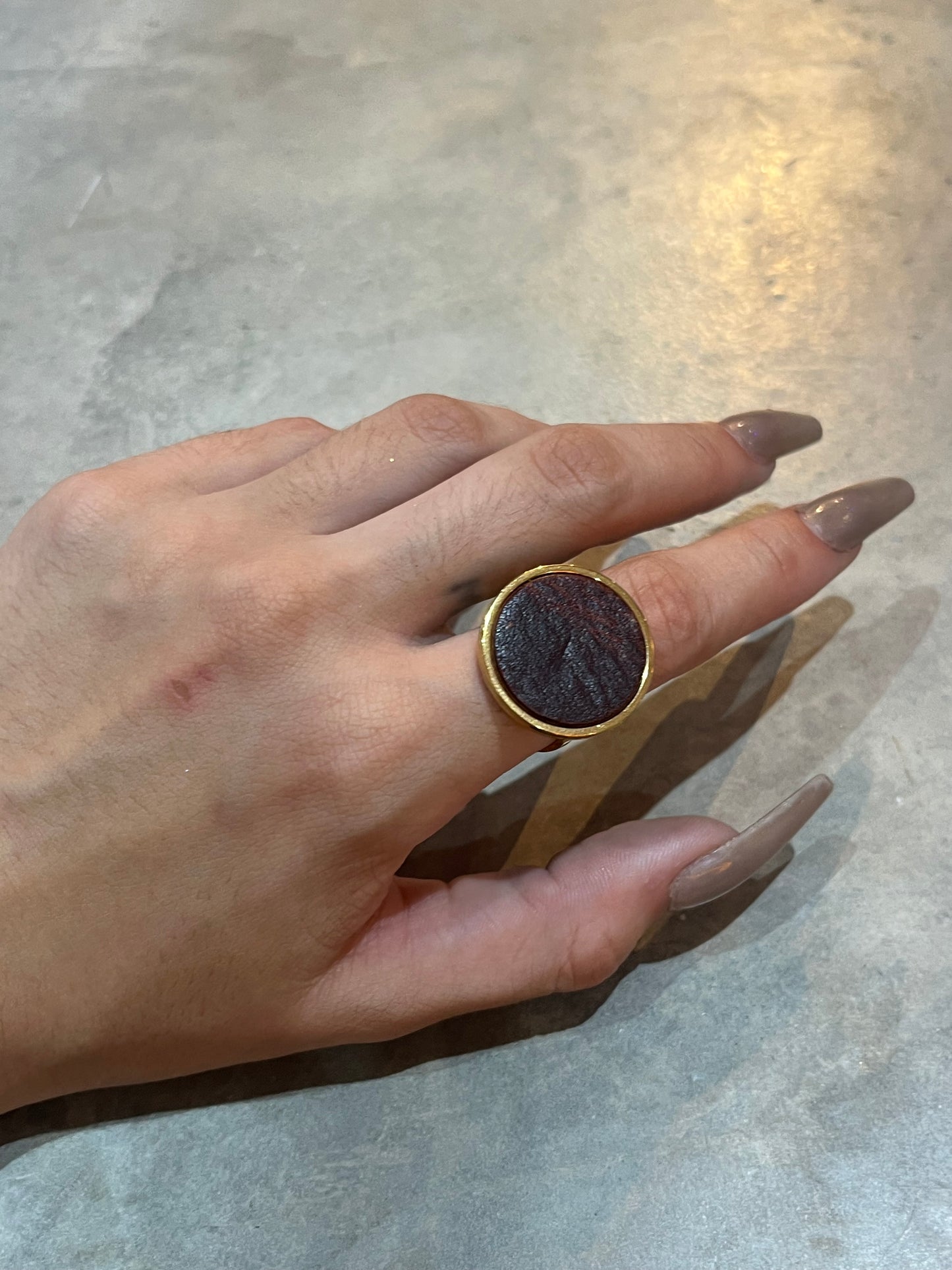 Ajustable Medium Leather Ring